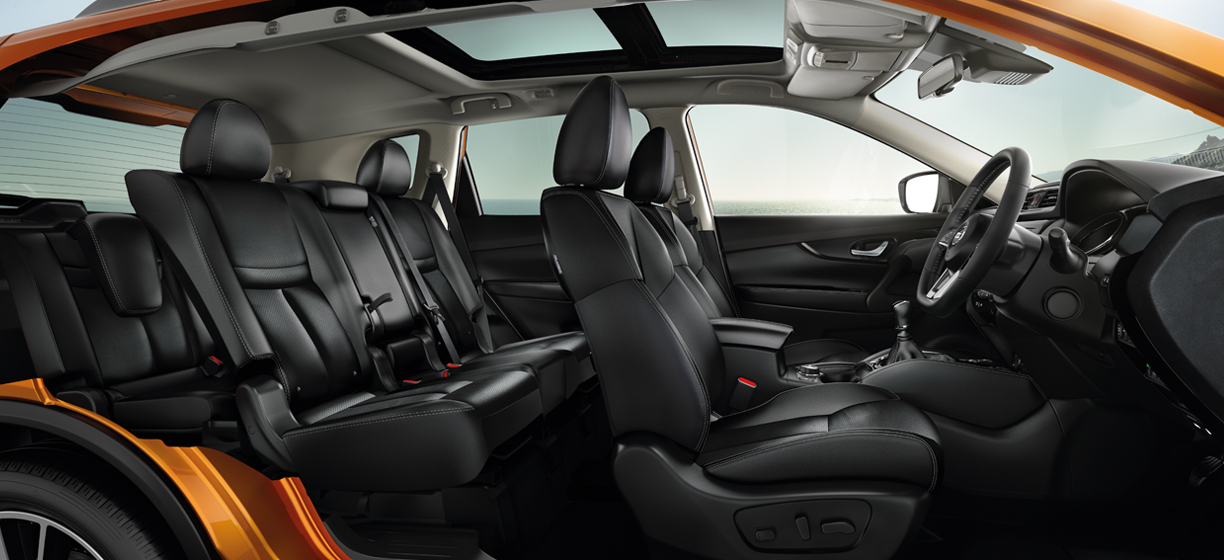 Side view interior view of the Nissan X-Trail